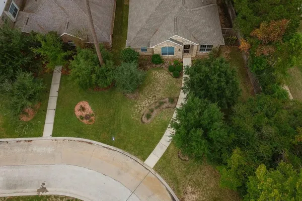 $3,550 | 6 Avenswood Place, The Woodlands, TX 77382