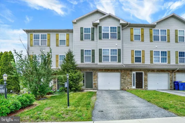 $1,795 | 655 Fisher Drive, York, PA 17404