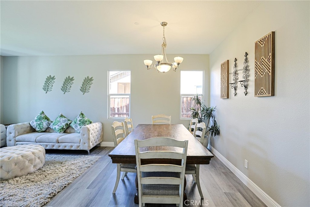 4979 Tyler Meadow Road Riverside, CA 92505 - Photo 11 of 47