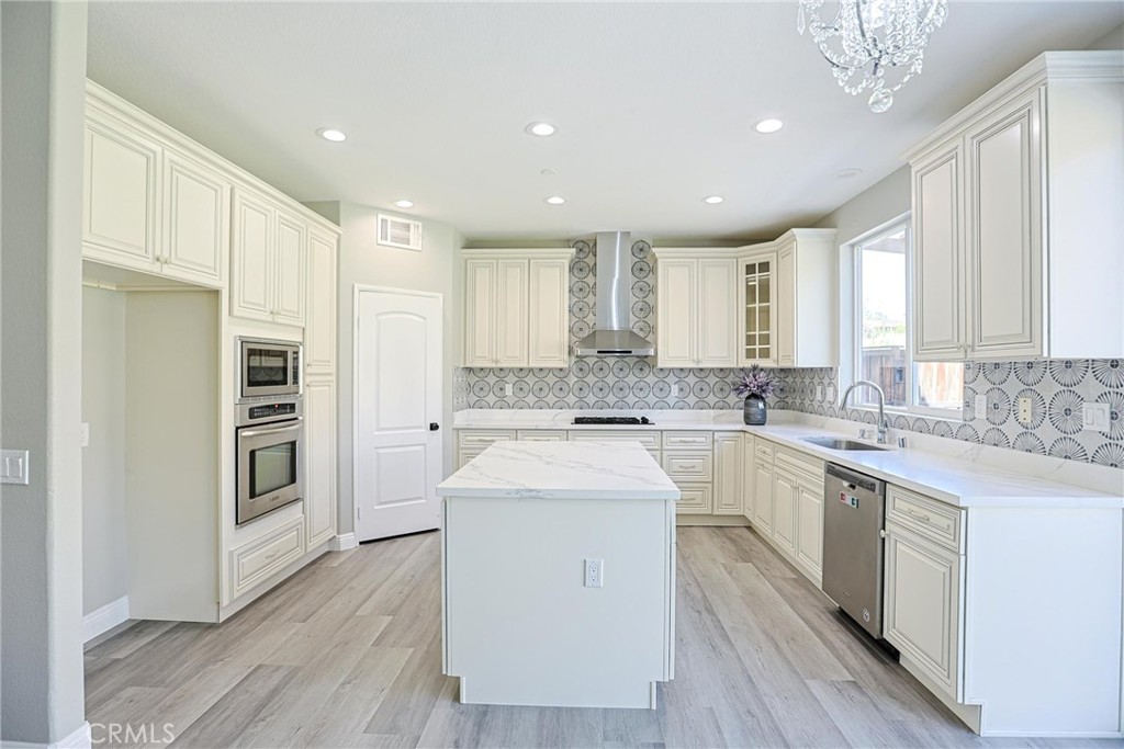 4979 Tyler Meadow Road Riverside, CA 92505 - Photo 18 of 47