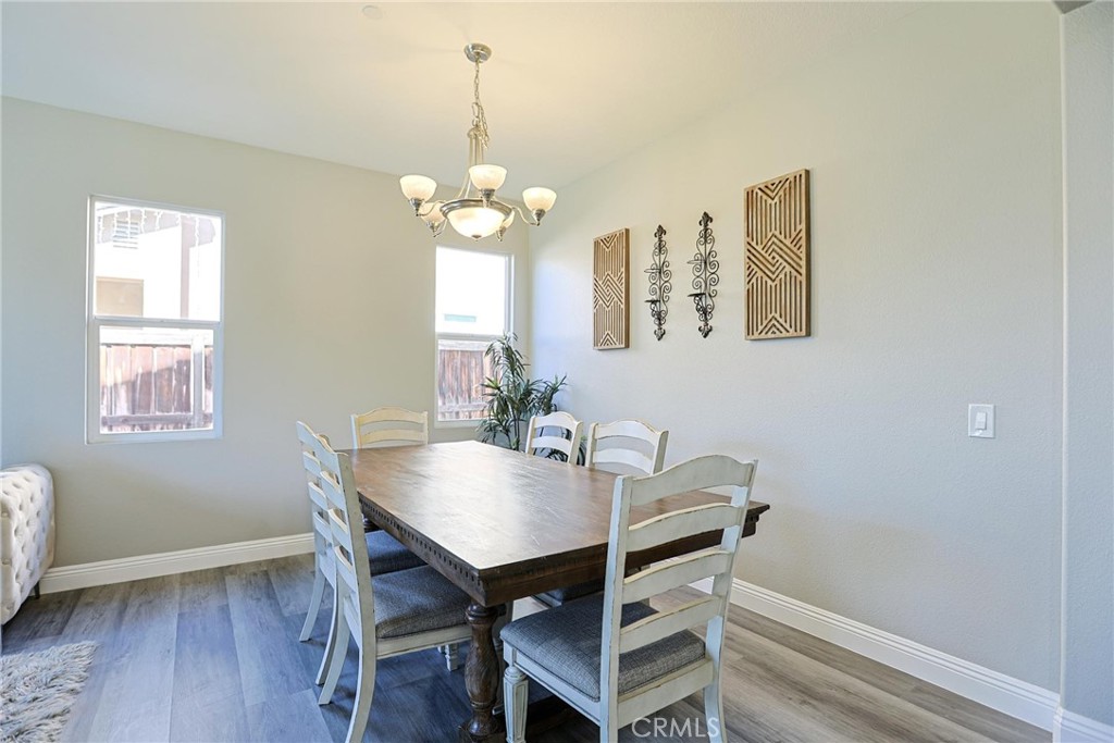 4979 Tyler Meadow Road Riverside, CA 92505 - Photo 8 of 47