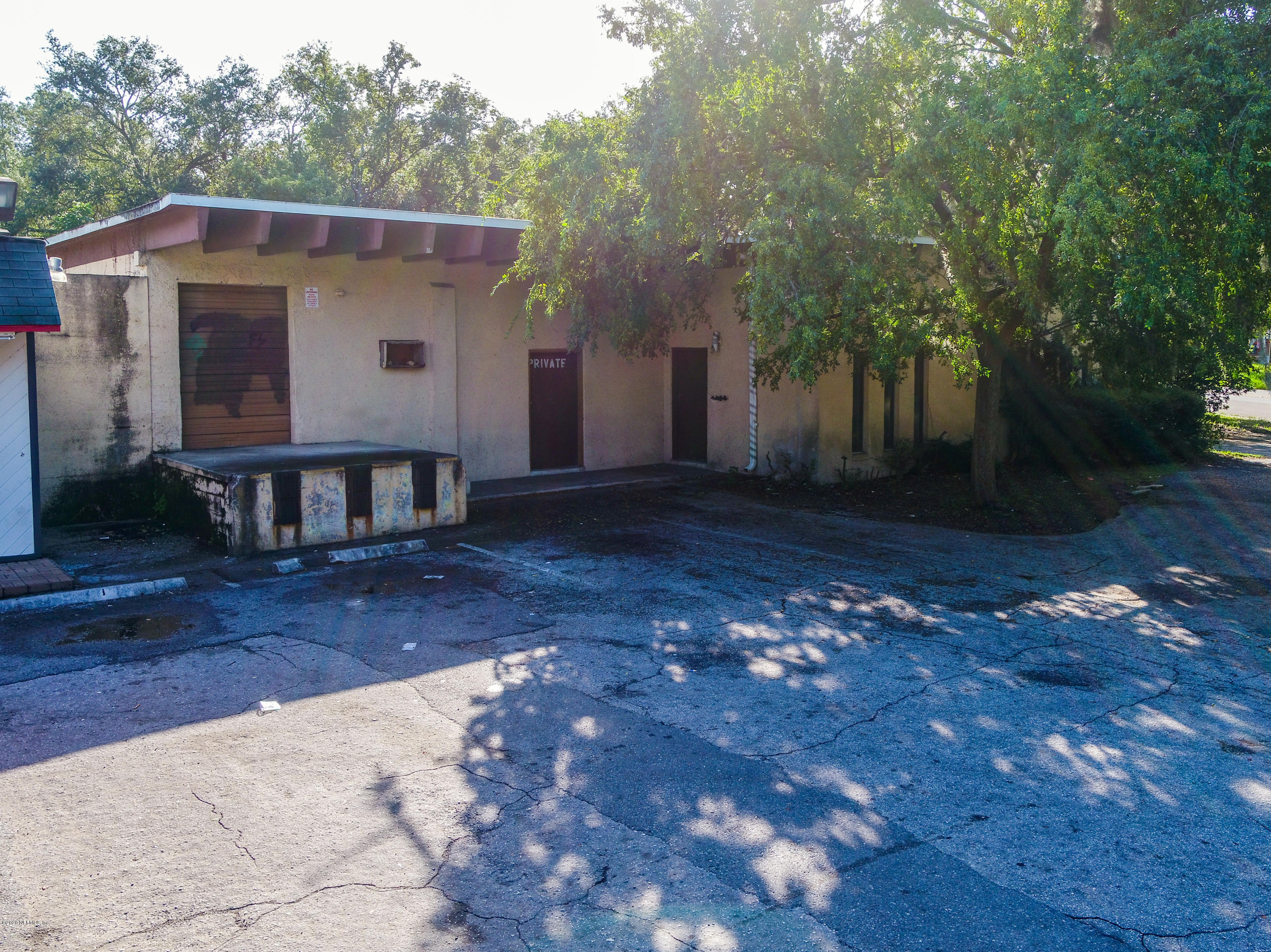 2627 Spring Park Road Jacksonville, FL 32207 - Photo 26 of 61 2627 Spring Park Rd_K2 Edit-21