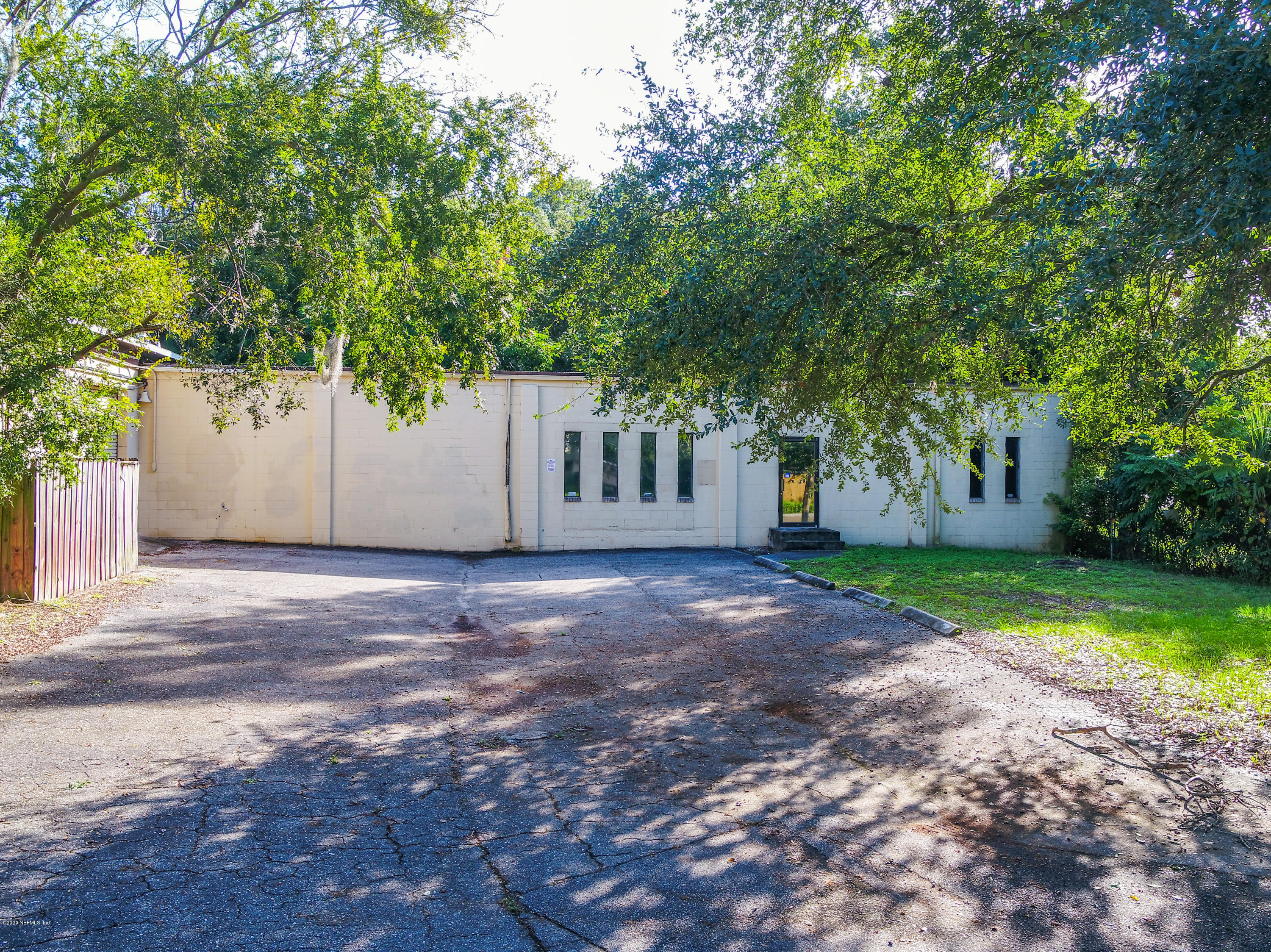 2627 Spring Park Road Jacksonville, FL 32207 - Photo 28 of 61 2627 Spring Park Rd_K2 Edit-23