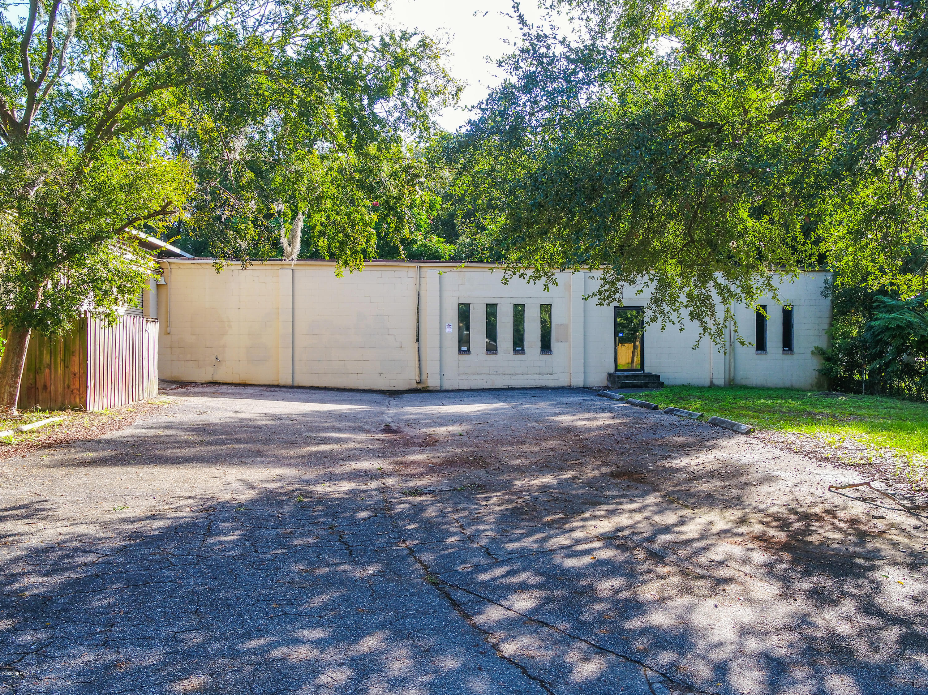 2627 Spring Park Road Jacksonville, FL 32207 - Photo 31 of 61 2627 Spring Park Rd_K2 Edit-22