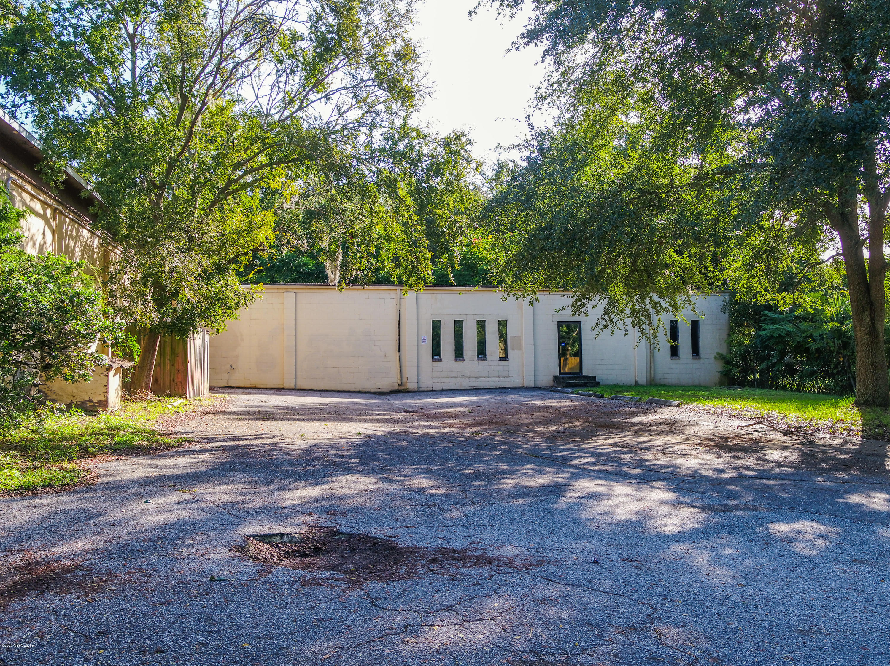 2627 Spring Park Road Jacksonville, FL 32207 - Photo 34 of 61 2627 Spring Park Rd_K2 Edit-33