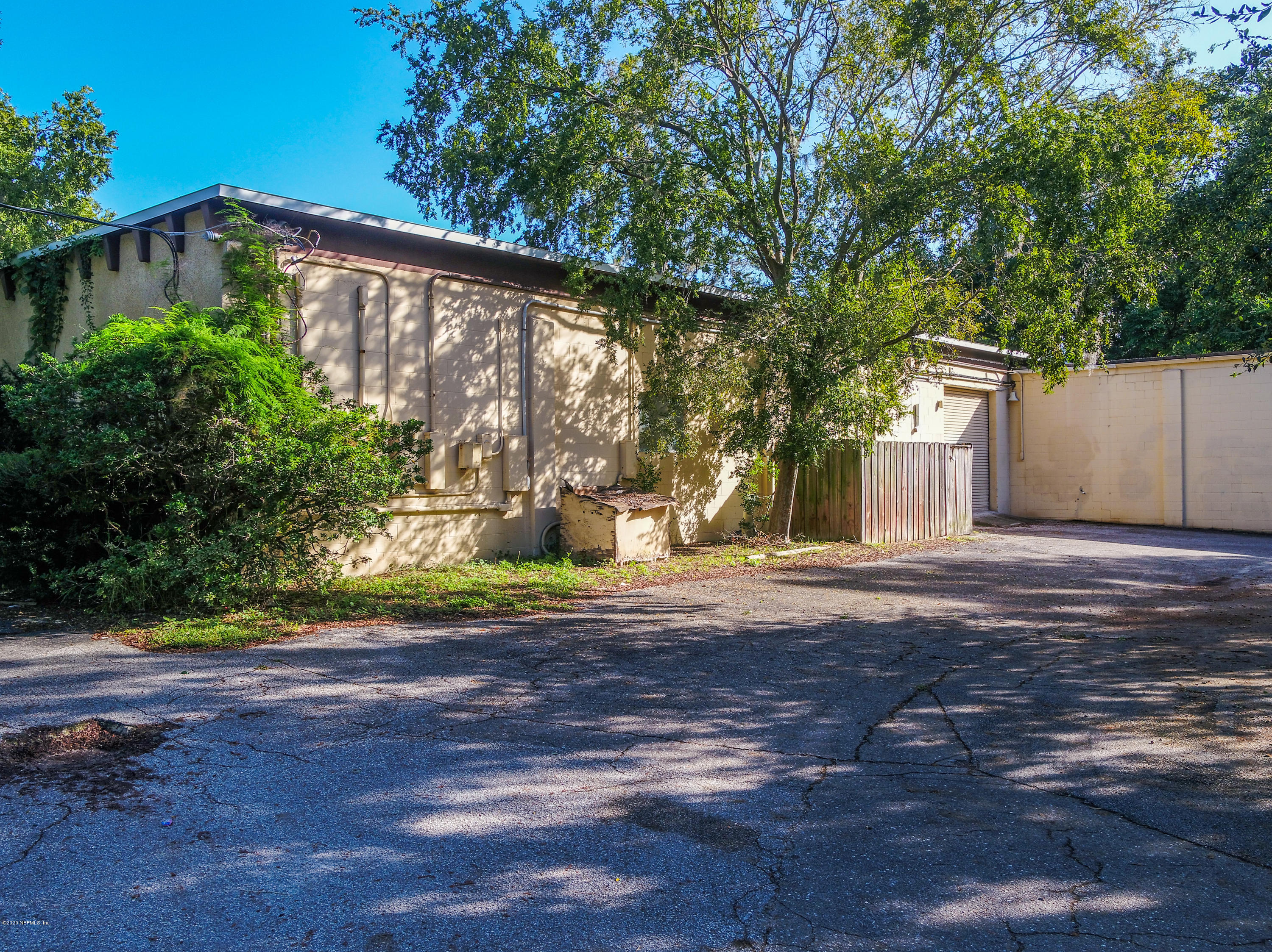 2627 Spring Park Road Jacksonville, FL 32207 - Photo 35 of 61 2627 Spring Park Rd_K2 Edit-27