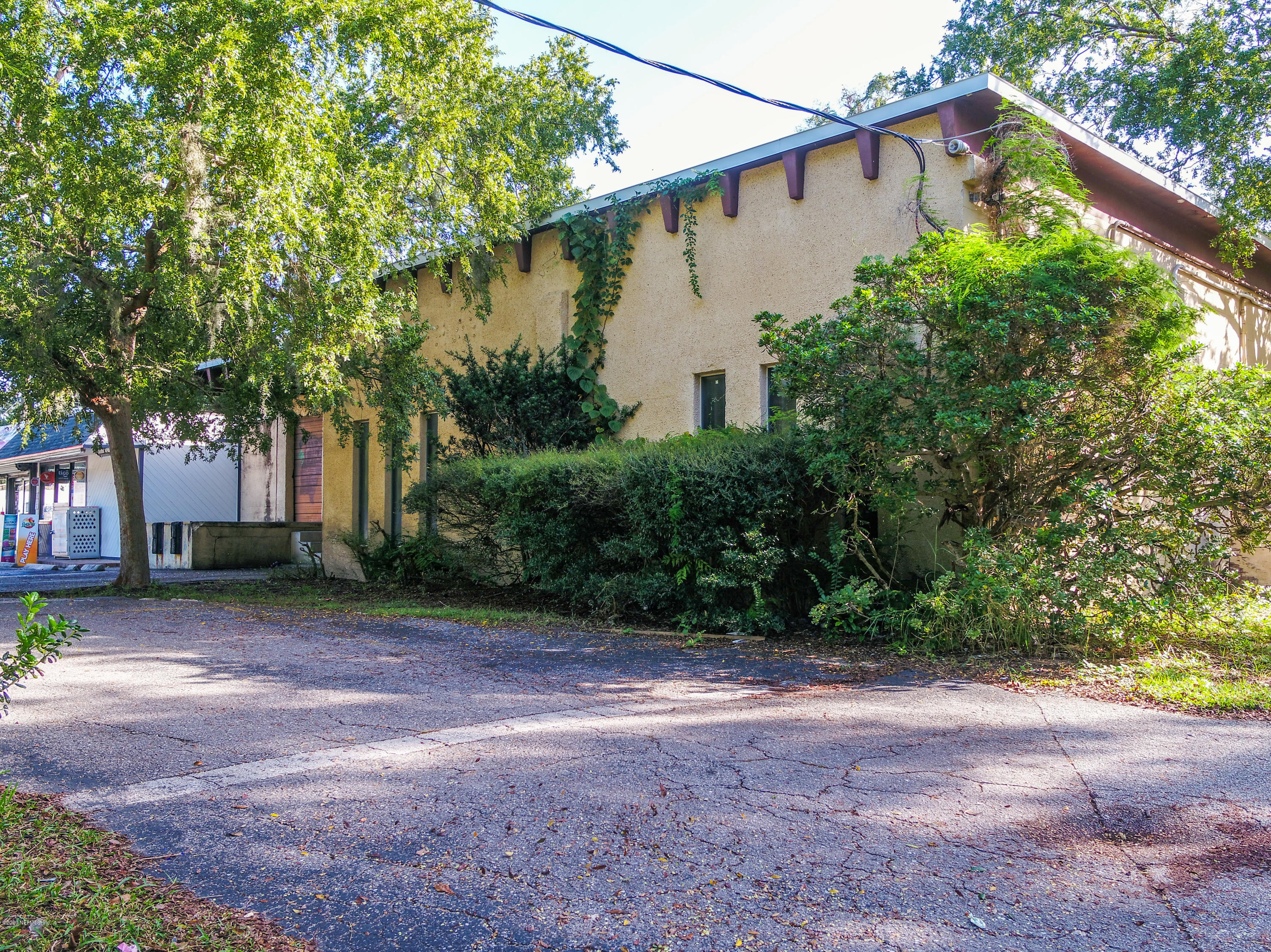 2627 Spring Park Road Jacksonville, FL 32207 - Photo 36 of 61 2627 Spring Park Rd_K2 Edit-31