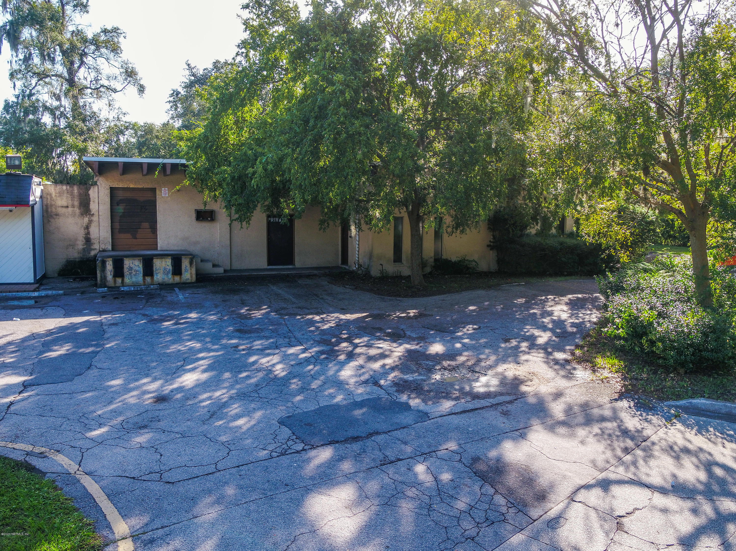 2627 Spring Park Road Jacksonville, FL 32207 - Photo 39 of 61 2627 Spring Park Rd_K2 Edit-18