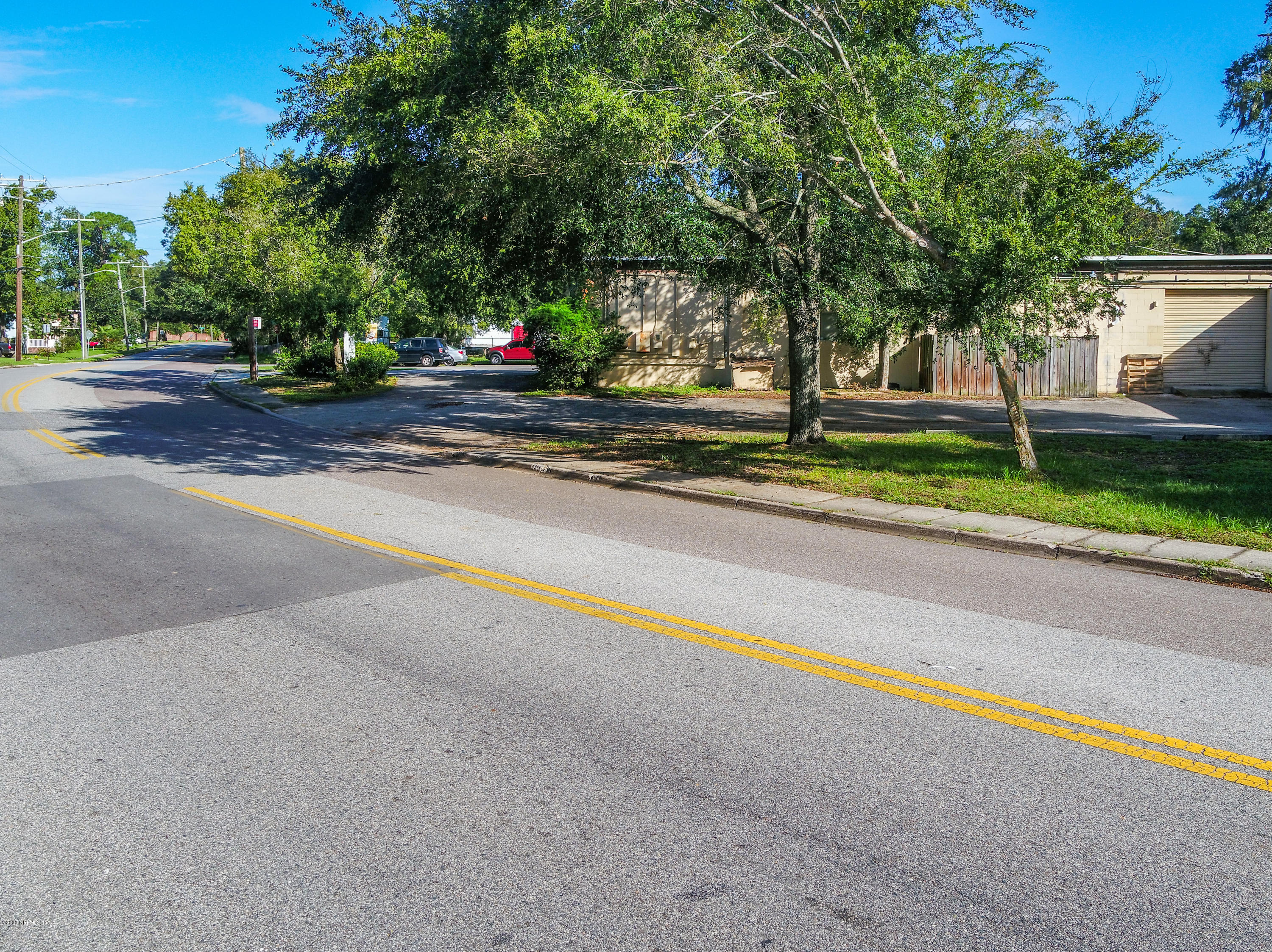 2627 Spring Park Road Jacksonville, FL 32207 - Photo 52 of 61 2627 Spring Park Rd_K2 Edit-39