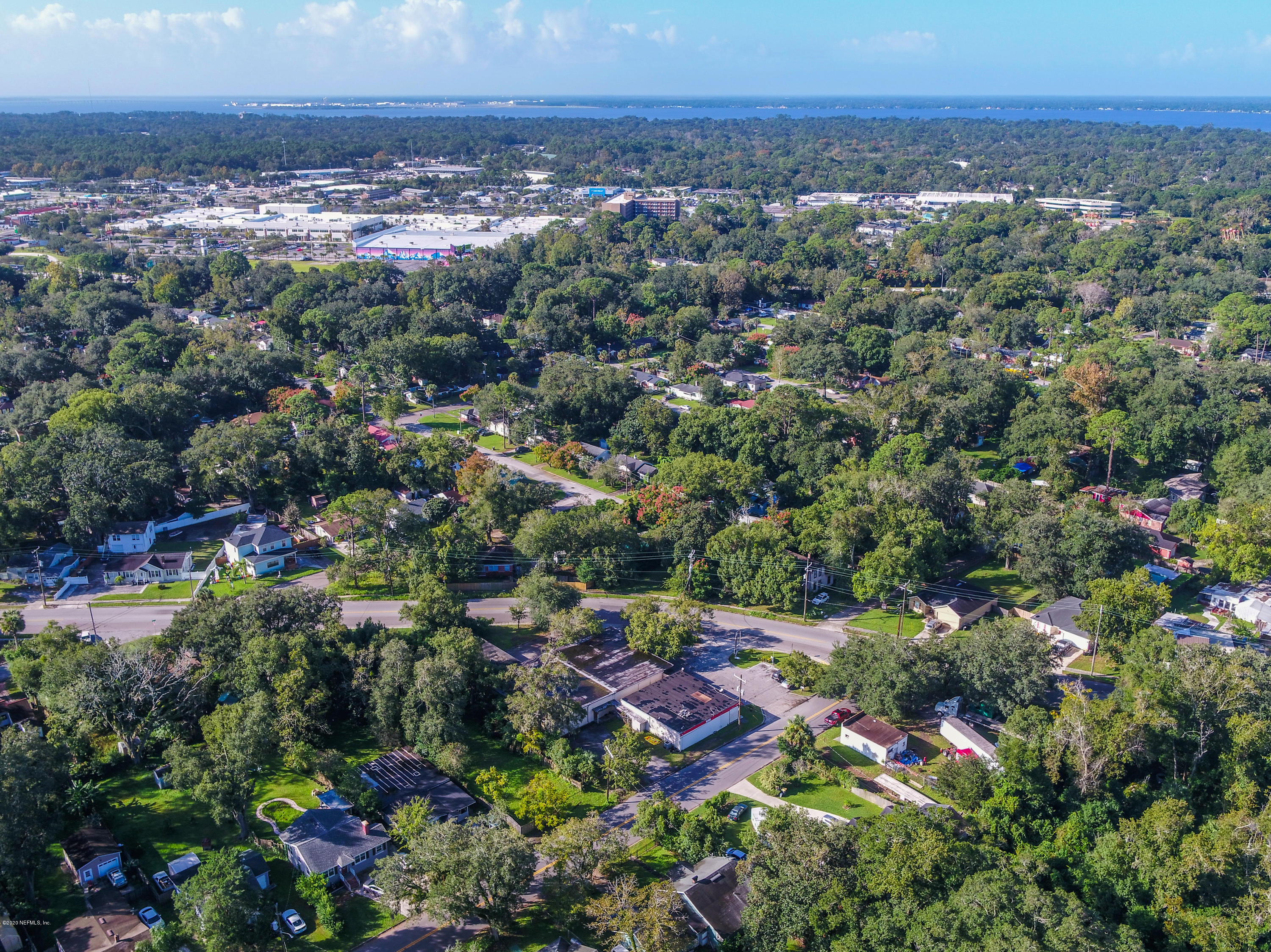 2627 Spring Park Road Jacksonville, FL 32207 - Photo 6 of 61 2627 Spring Park Rd_K2 Edit-5