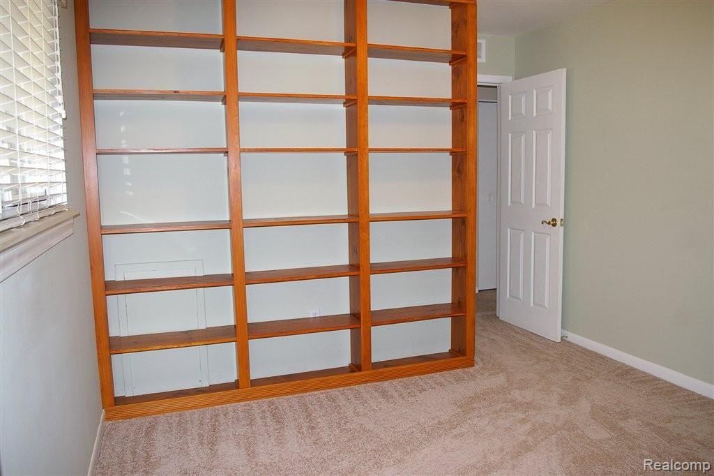23209 Tuck Road Farmington, MI 48336 - Photo 11 of 12 Bedroom 3