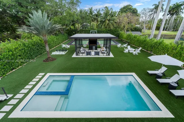 $7,659,000 | 6031 Southwest 88th Street, Miami, FL 33156