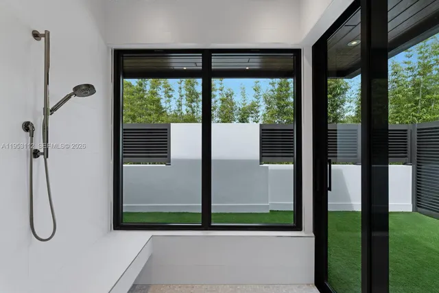 $7,659,000 | 6031 Southwest 88th Street, Miami, FL 33156