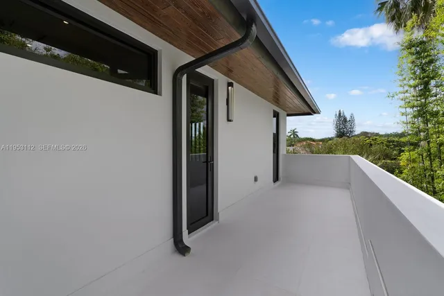 $7,659,000 | 6031 Southwest 88th Street, Miami, FL 33156