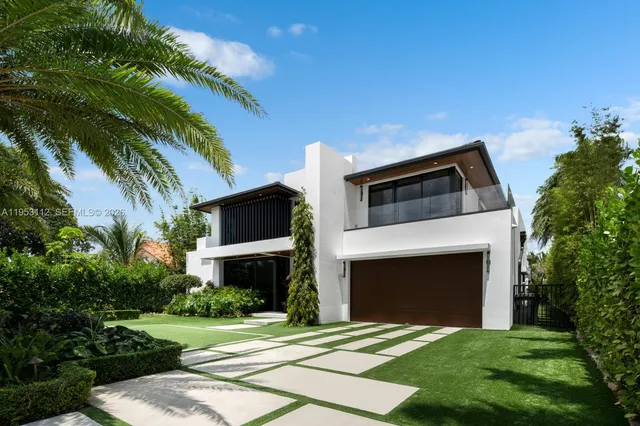 $7,659,000 | 6031 Southwest 88th Street, Miami, FL 33156