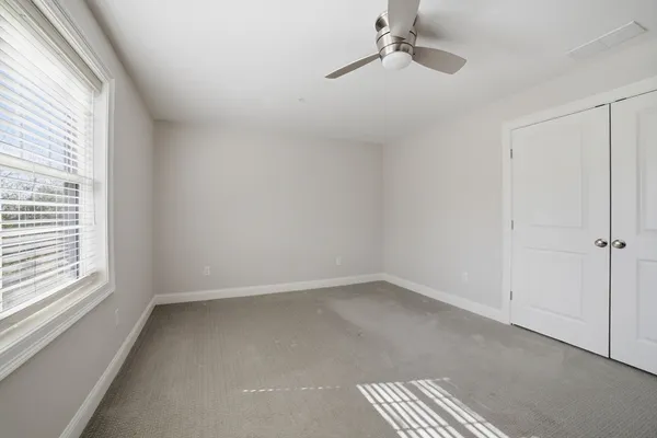 $599,000 | 707 Southwood Lane, Unit 707, Clinton, MA 01510