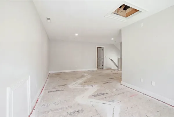 $599,000 | 707 Southwood Lane, Unit 707, Clinton, MA 01510
