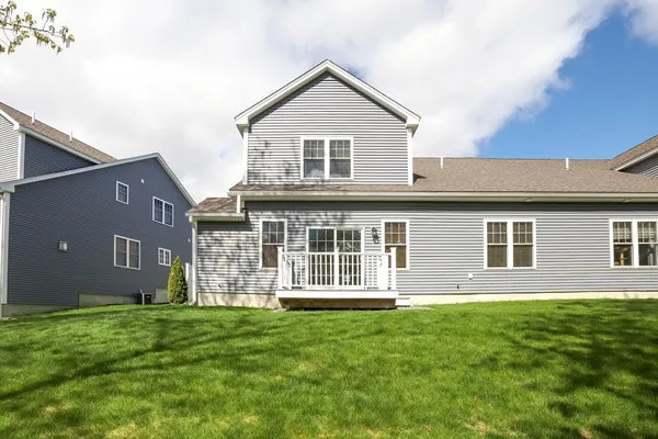 $599,000 | 707 Southwood Lane, Unit 707, Clinton, MA 01510