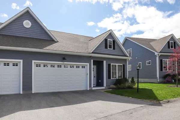 $599,000 | 707 Southwood Lane, Unit 707, Clinton, MA 01510