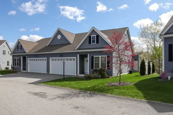 $599,000 | 707 Southwood Lane, Unit 707, Clinton, MA 01510