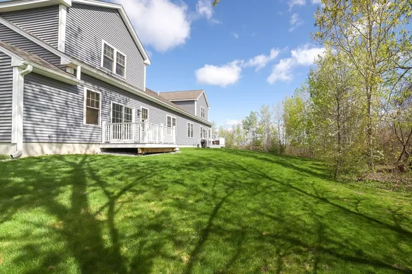 $599,000 | 707 Southwood Lane, Unit 707, Clinton, MA 01510