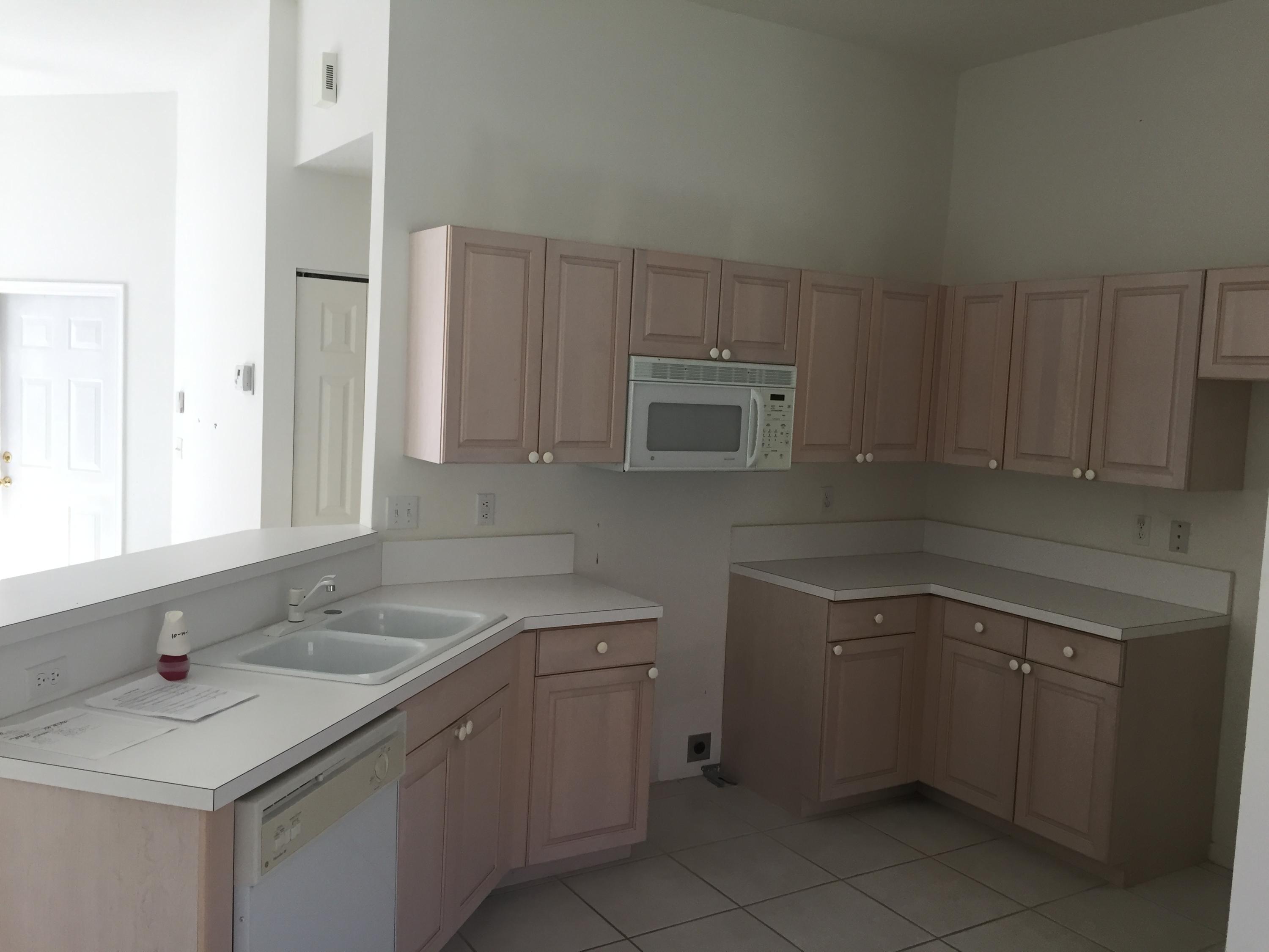 1015 Aspri Way Riviera Beach, FL 33418 - Photo 4 of 11 Open Kitchen