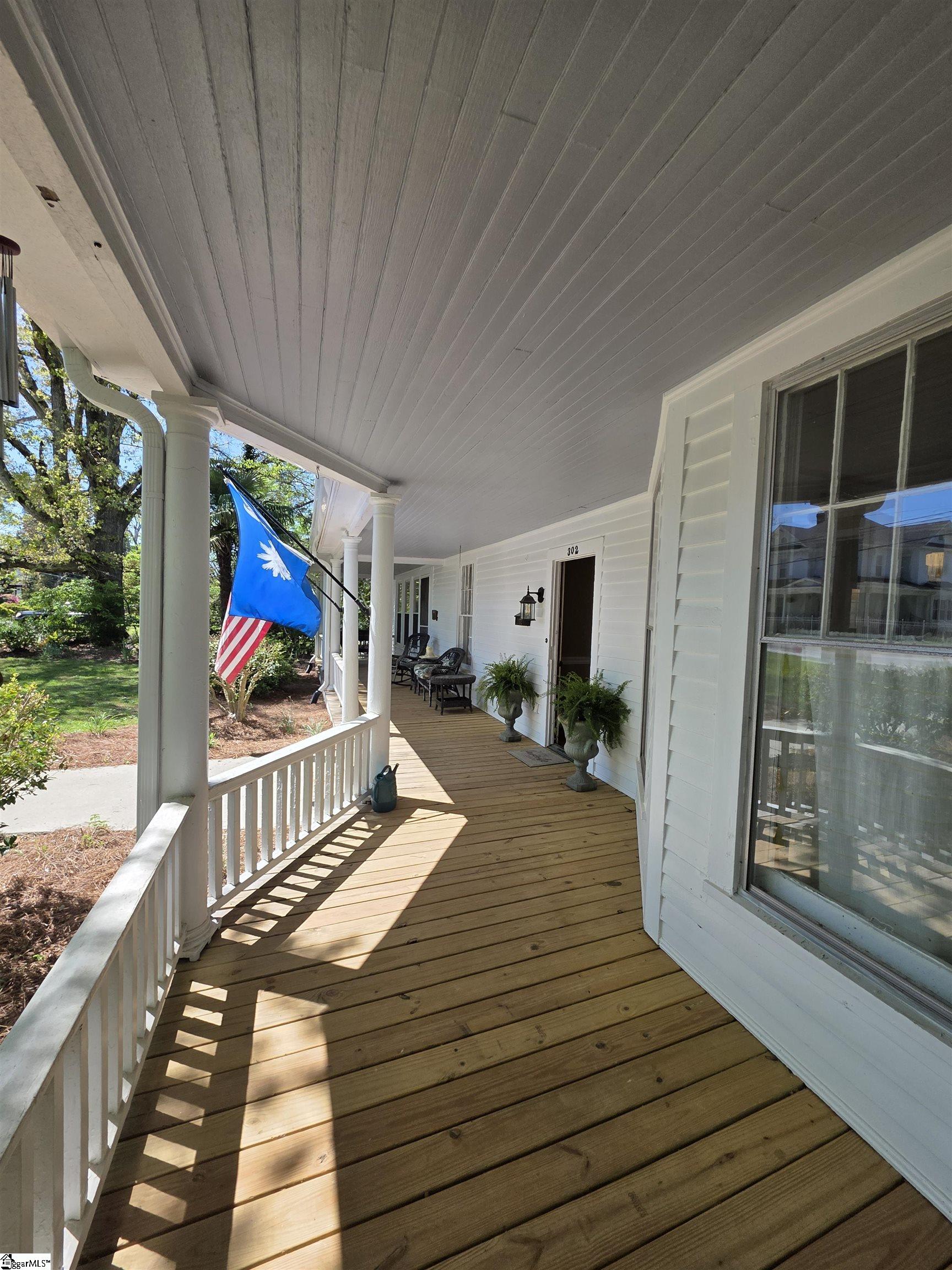 302 River Street Belton, SC 29627 - Photo 4 of 32