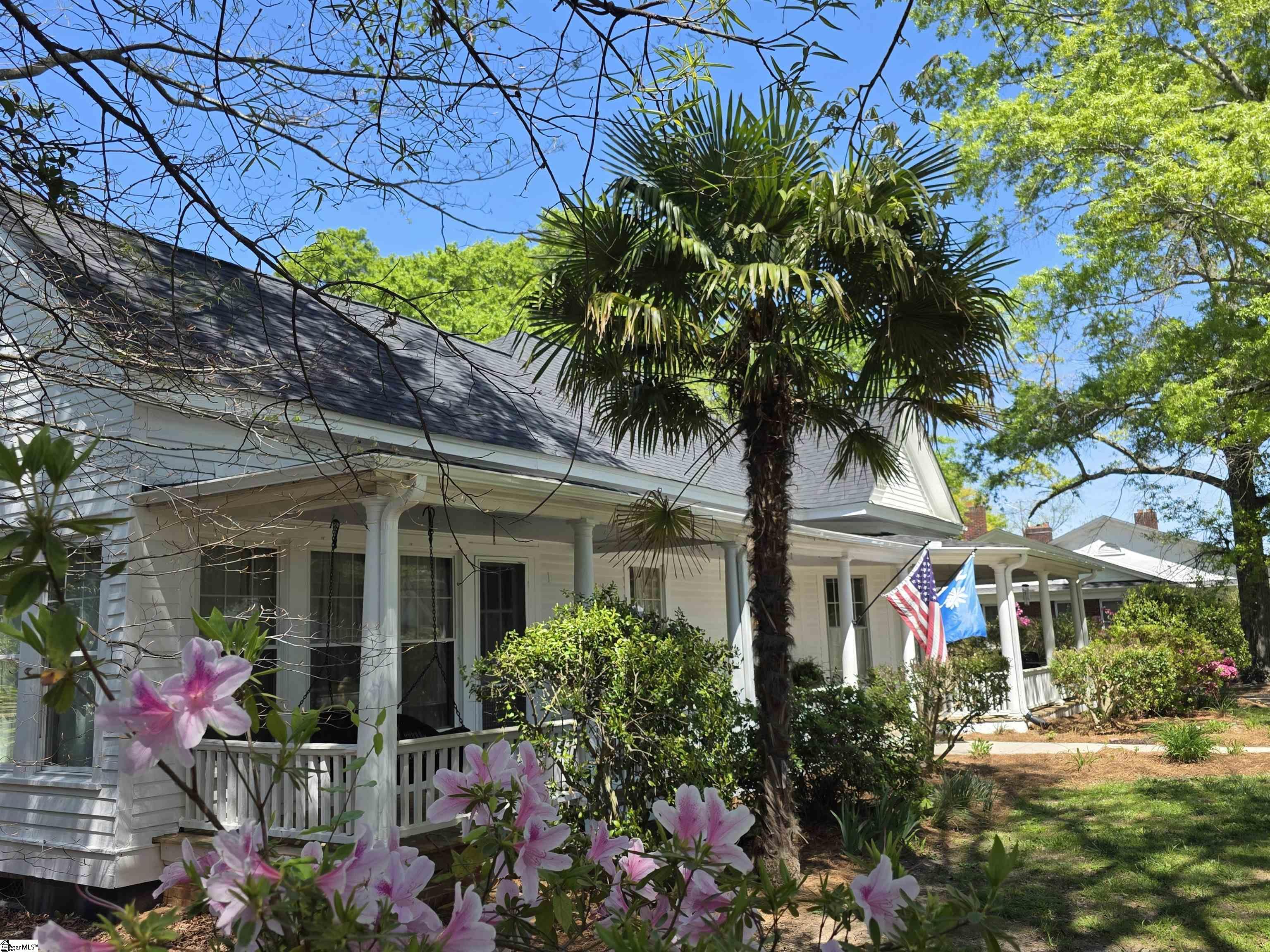 302 River Street Belton, SC 29627 - Photo 5 of 32