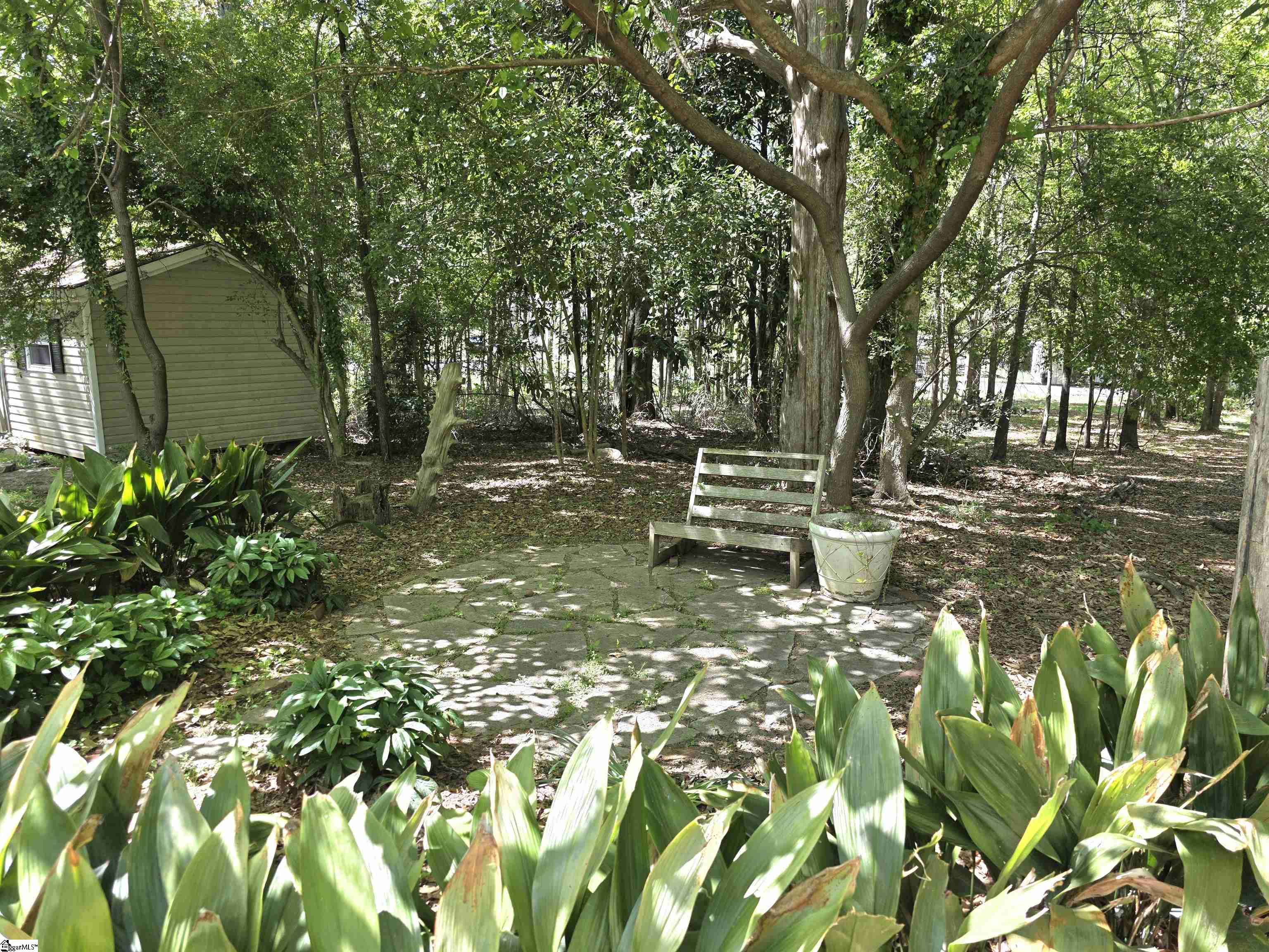 302 River Street Belton, SC 29627 - Photo 7 of 32