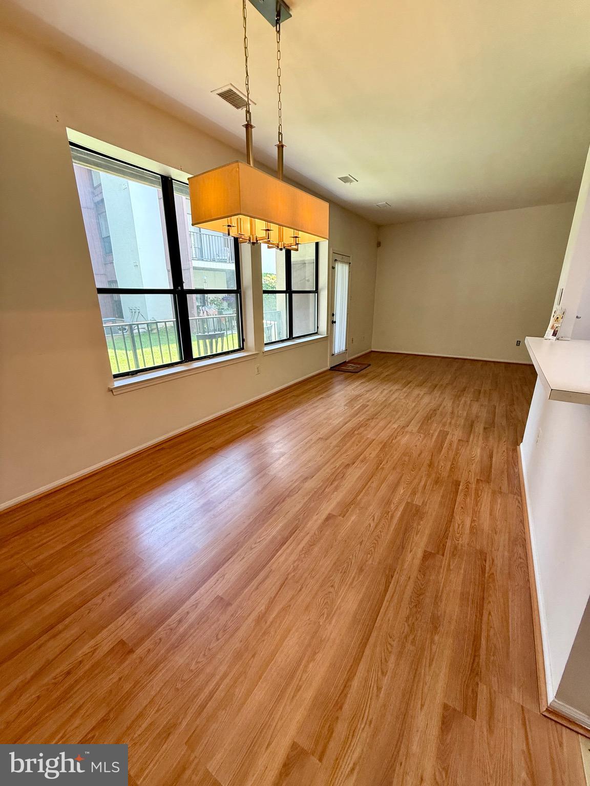 301 Byberry Road, Unit H10 Philadelphia, PA 19116 - Photo 5 of 26 Gallery Image 5