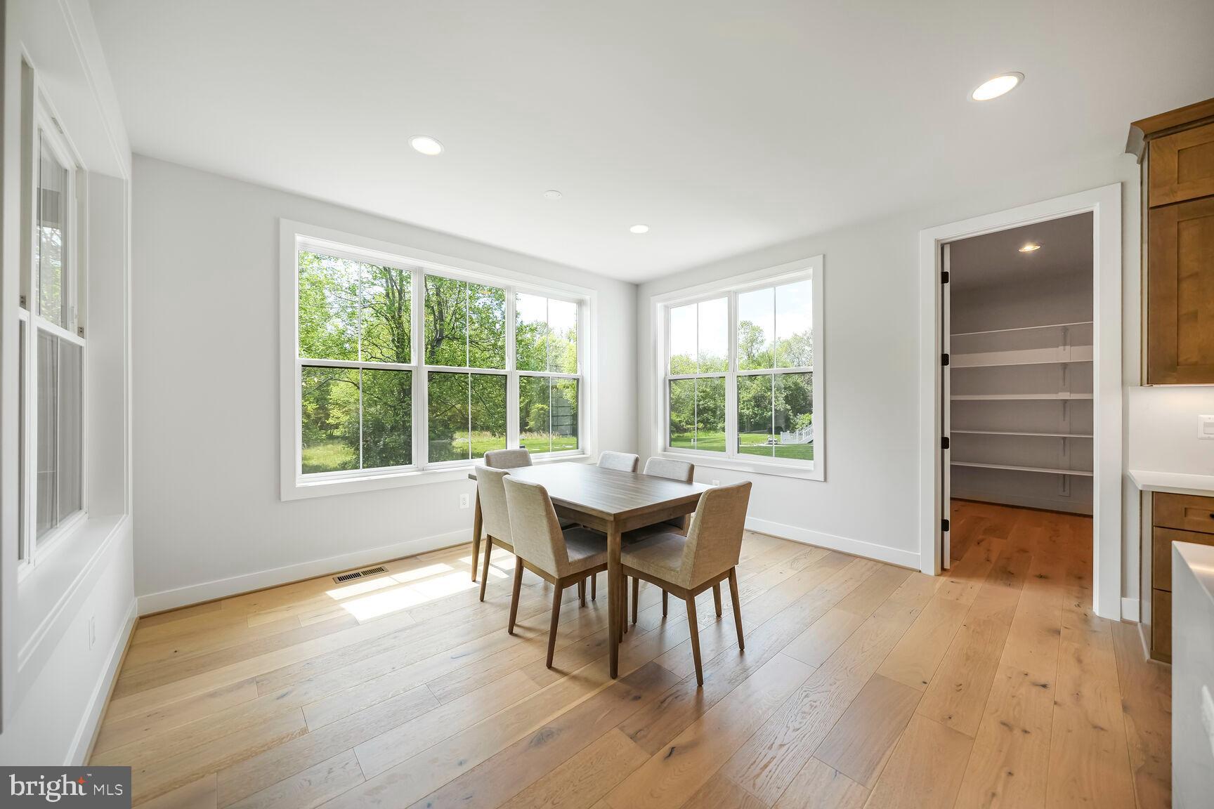 11461 Stuart Mill Road Oakton, VA 22124 - Photo 25 of 49 Gallery Image 25