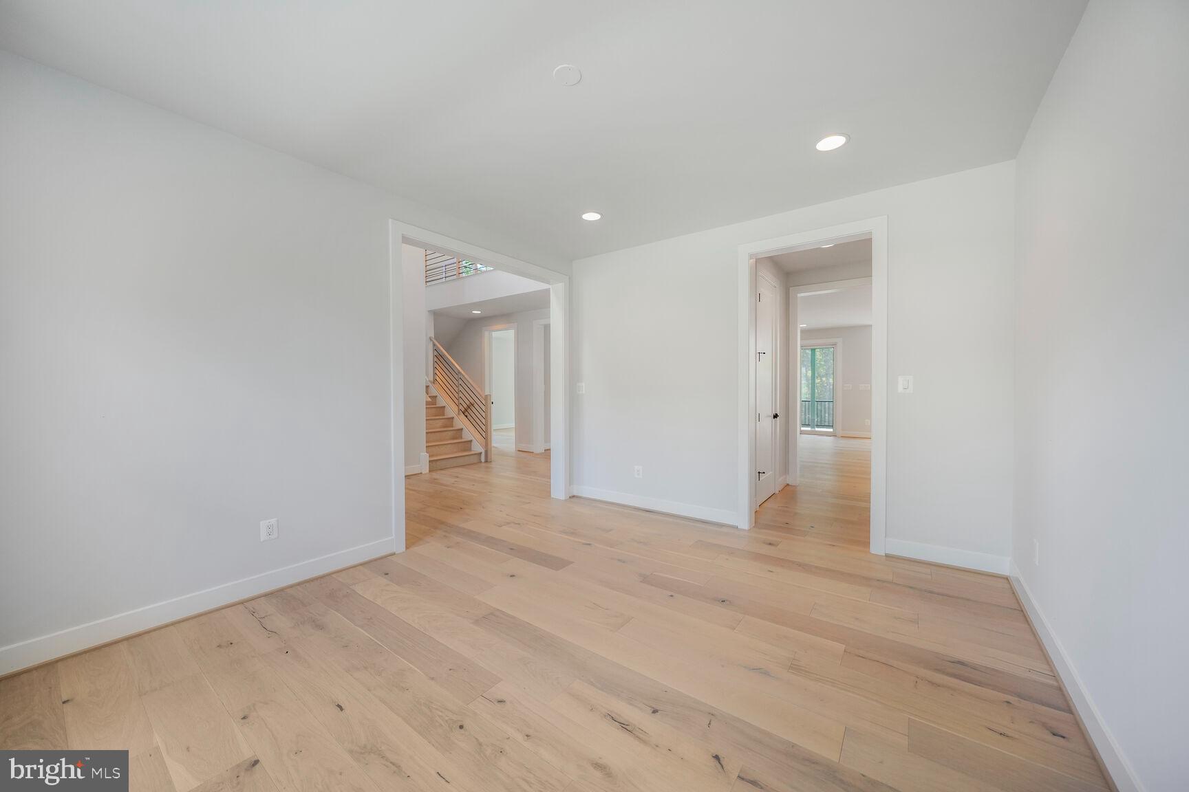 11461 Stuart Mill Road Oakton, VA 22124 - Photo 37 of 49 Gallery Image 37