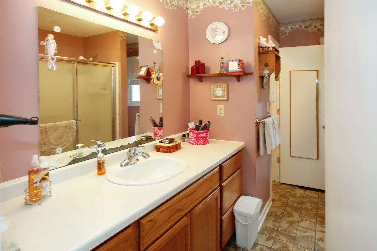 253 Stuart Lake Road Marshall, MI 49068 - Photo 14 of 24 15014495_13