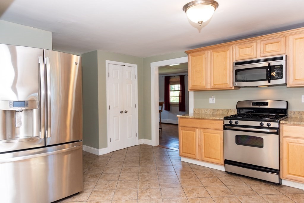 138 Linebrook Road Ipswich, MA 01938 - Photo 14 of 30 Gallery Image 14