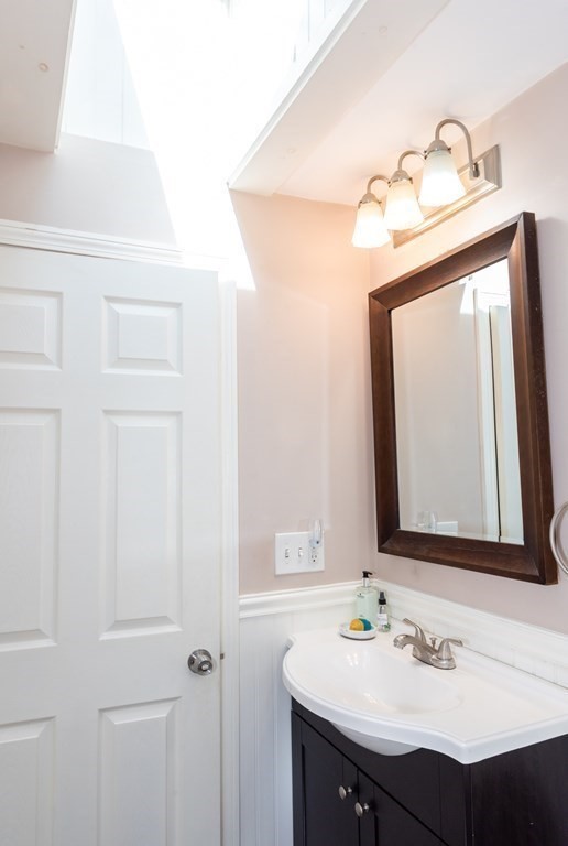 138 Linebrook Road Ipswich, MA 01938 - Photo 18 of 30 Gallery Image 18