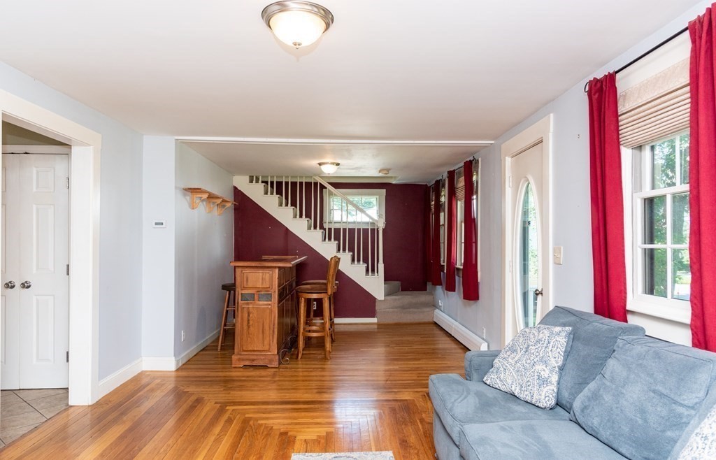 138 Linebrook Road Ipswich, MA 01938 - Photo 8 of 30 Gallery Image 8