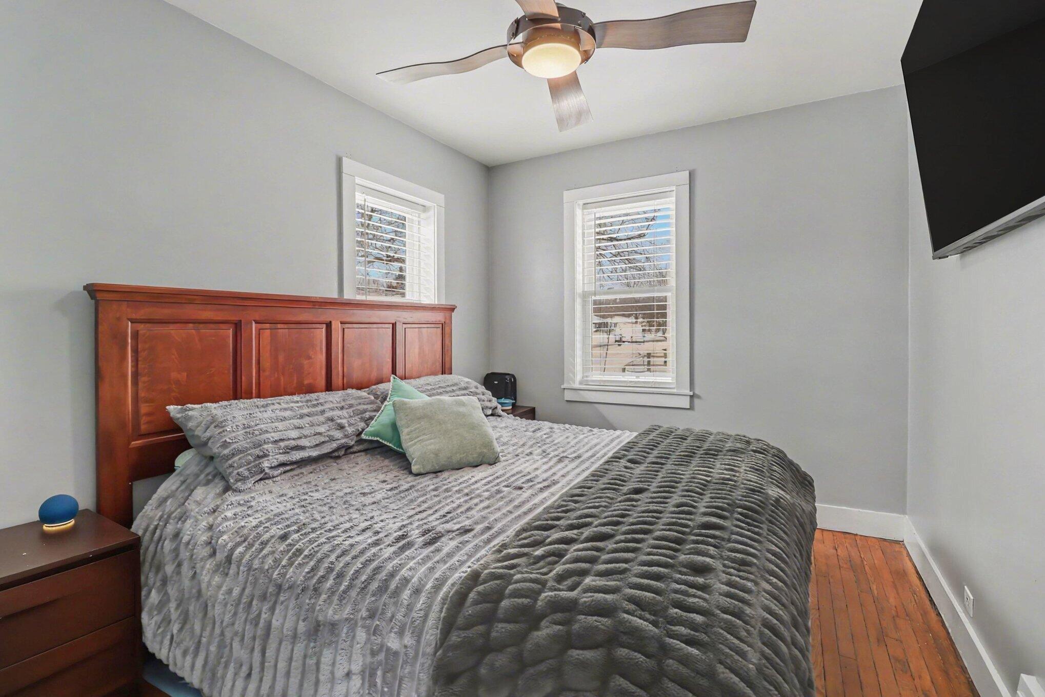 814 North Rath Avenue Ludington, MI 49431 - Photo 11 of 40 Primary Bedroom