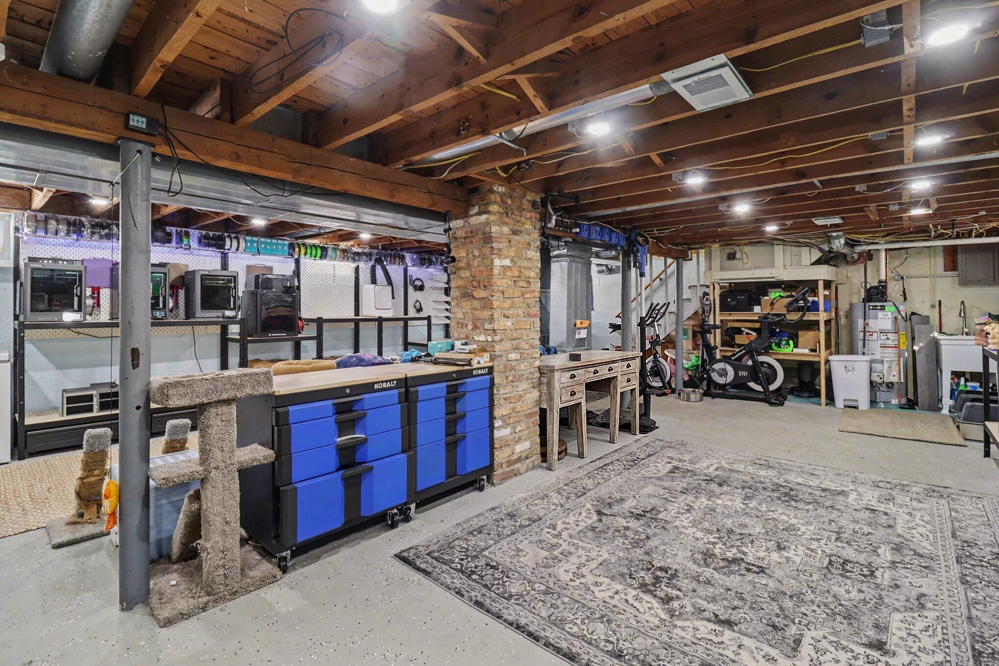 814 North Rath Avenue Ludington, MI 49431 - Photo 27 of 40 Basement