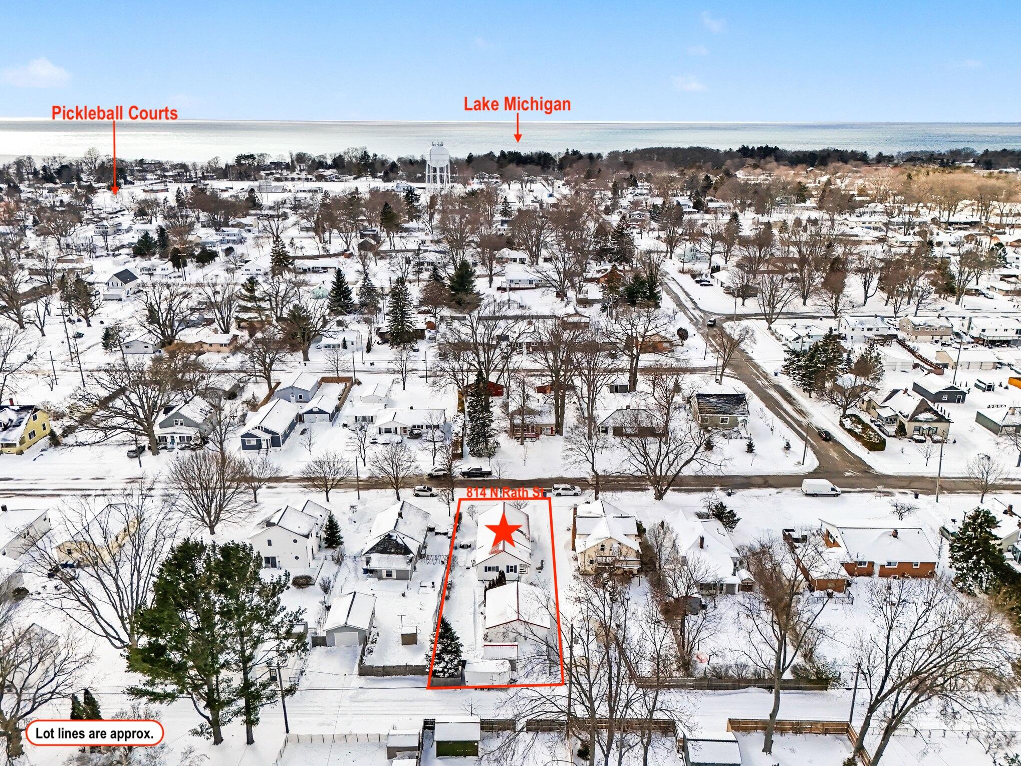 814 North Rath Avenue Ludington, MI 49431 - Photo 28 of 40 Aerial