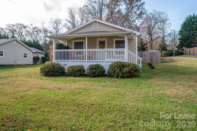 $1,600 | 4906 South New Hope Road, Belmont, NC 28012