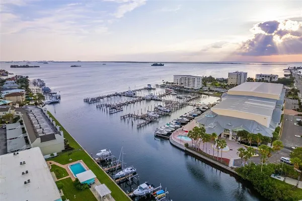 $499,000 | 200 Woodette Drive, Unit TRB (102W), Dunedin, FL 34698