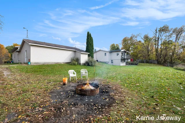 $493,000 | 8395 McArthur Avenue Northeast, Belding, MI 48809