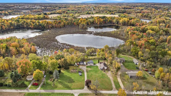 $475,000 | 8395 McArthur Avenue Northeast, Belding, MI 48809