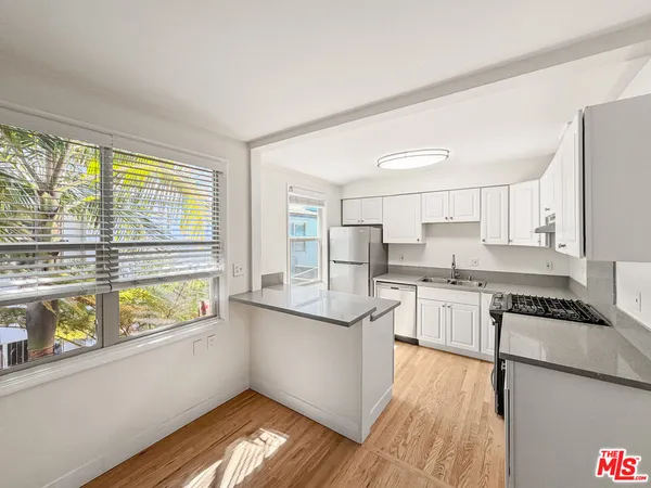 $3,445 | 1216 North Crescent Heights Boulevard, Unit 18, West Hollywood, CA 90046