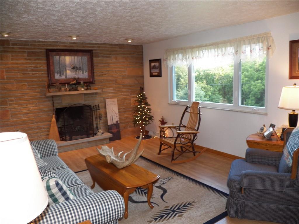 3050 Woodlake Road Apollo, PA 15613 - Photo 2 of 22