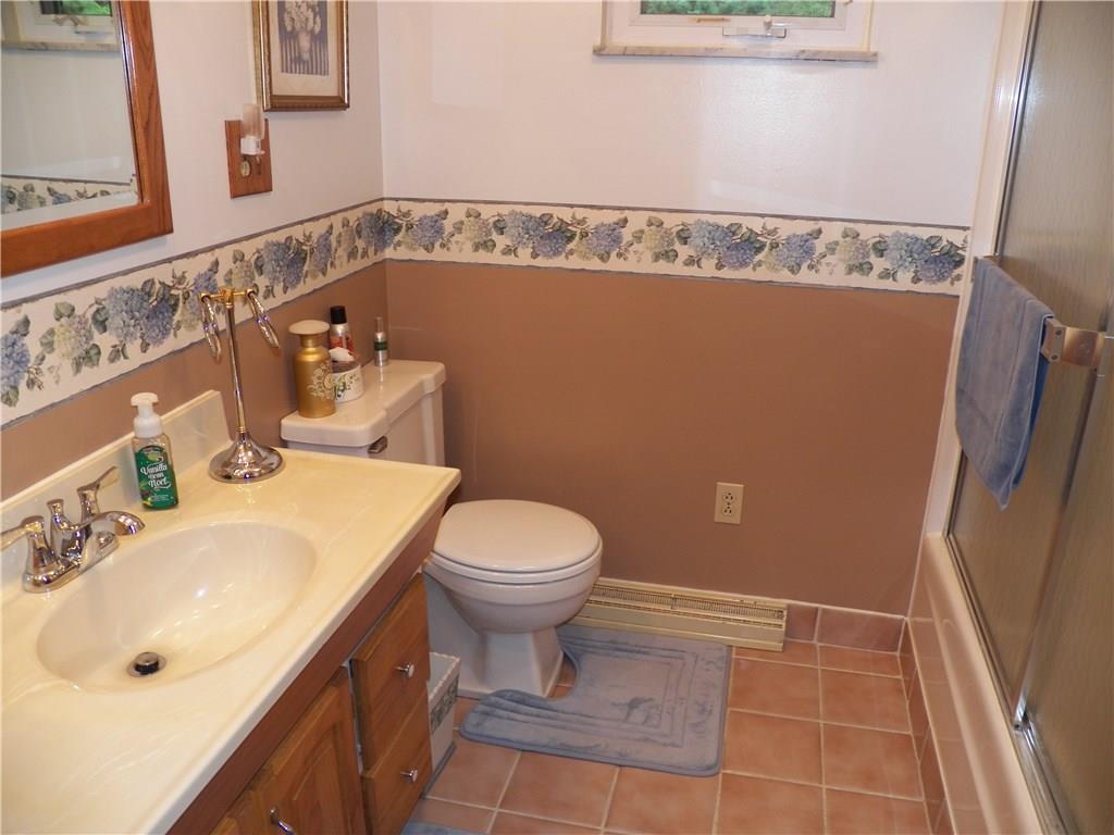 3050 Woodlake Road Apollo, PA 15613 - Photo 11 of 22