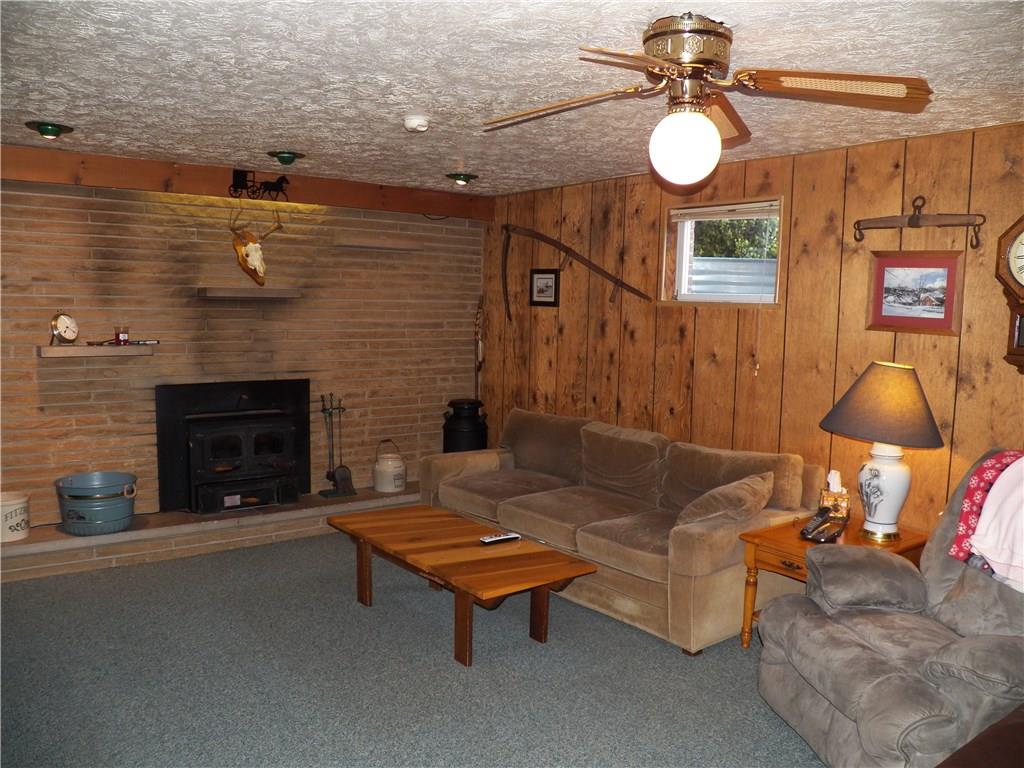 3050 Woodlake Road Apollo, PA 15613 - Photo 12 of 22