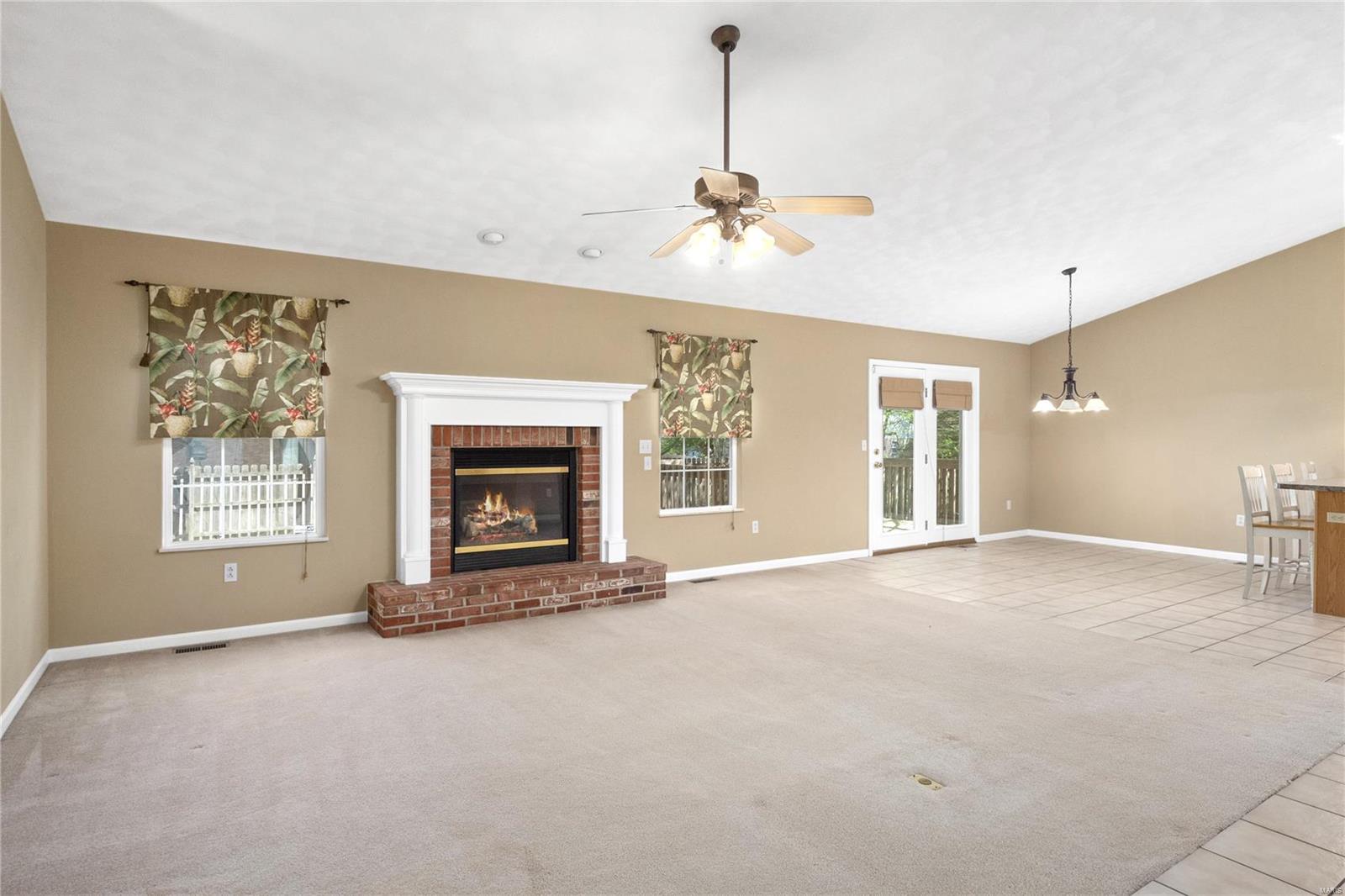 313 Largo Drive Belleville, IL 62221 - Photo 8 of 35 Gallery Image 8