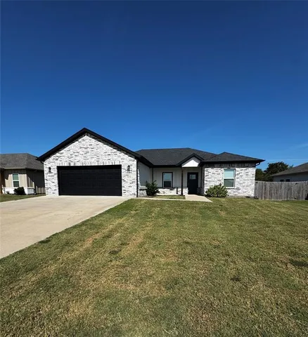 $249,900 | 3816 Skylane Avenue, Corsicana, TX 75110