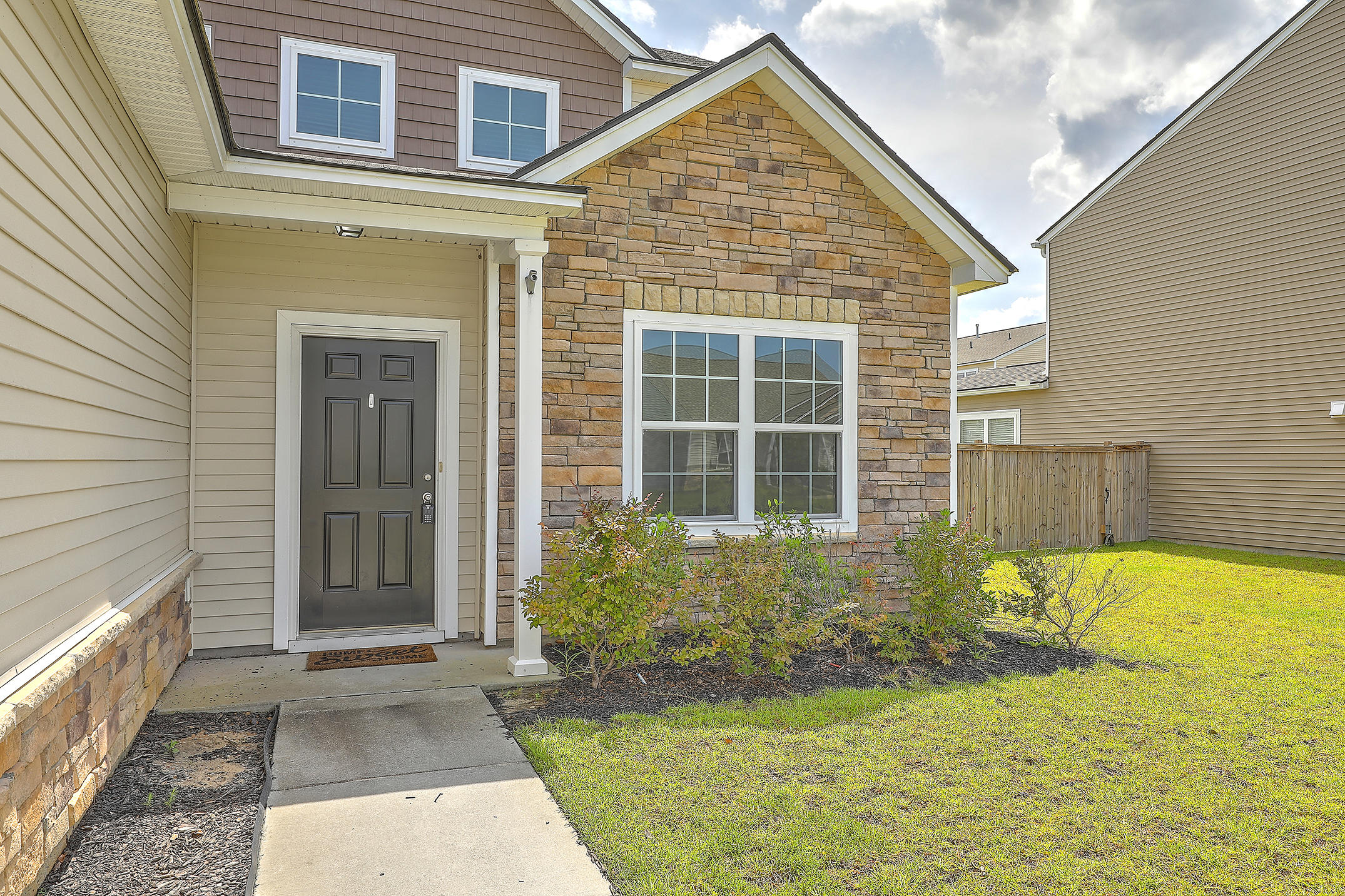 331 Fox Ridge Lane Moncks Corner, SC 29461 - Photo 4 of 35 1R3A4752_3_4_5_6_7_8